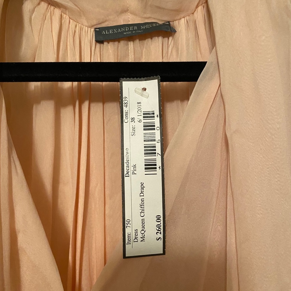Dress/top - Picture 2 of 3
